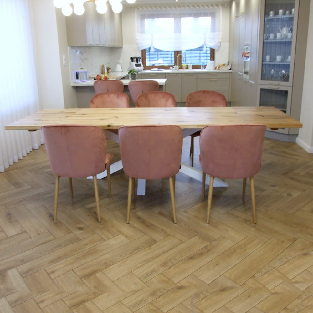 Stół białe nogi 9.jpg