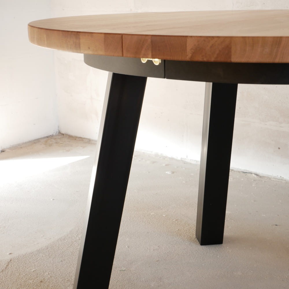 Stół okrągły nogi metalowe 2.jpg